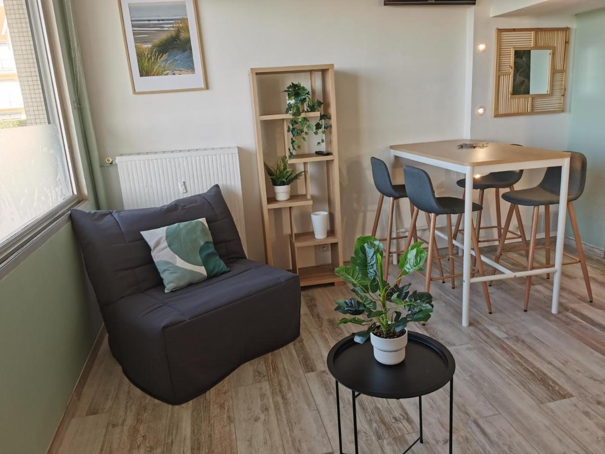 Le Pouget , Studio, Rez De Chaussee, Front De Mer Wifi Le Touquet Exteriör bild